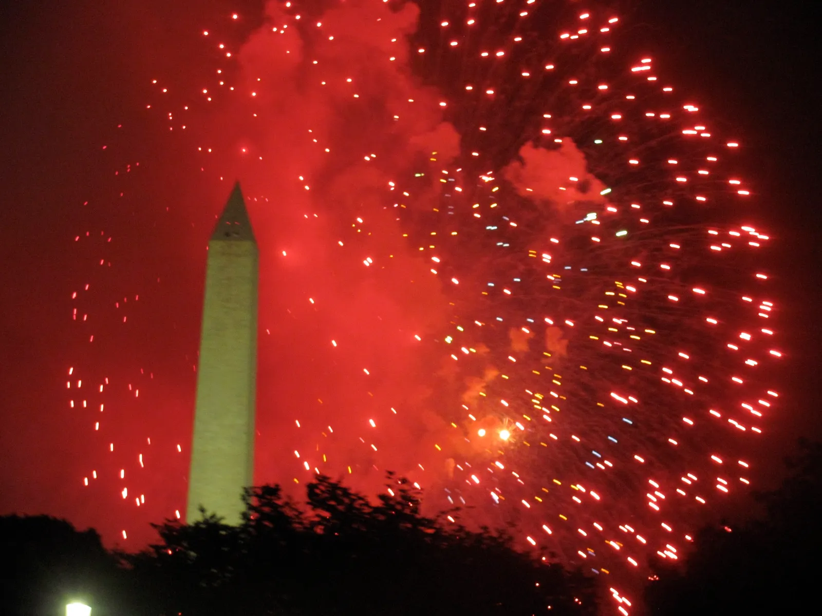 Fourth of July fireworks over the Washington Monument.
