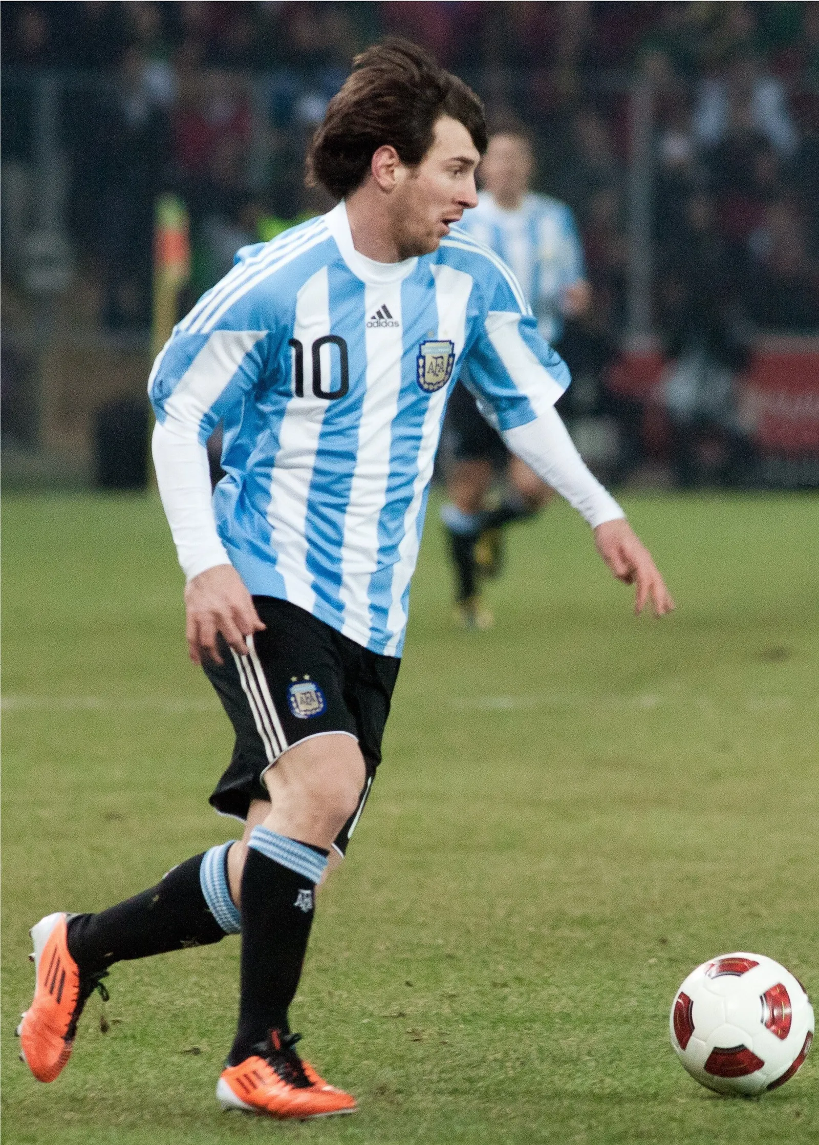 Lionel Messi in an Argentina jersey
