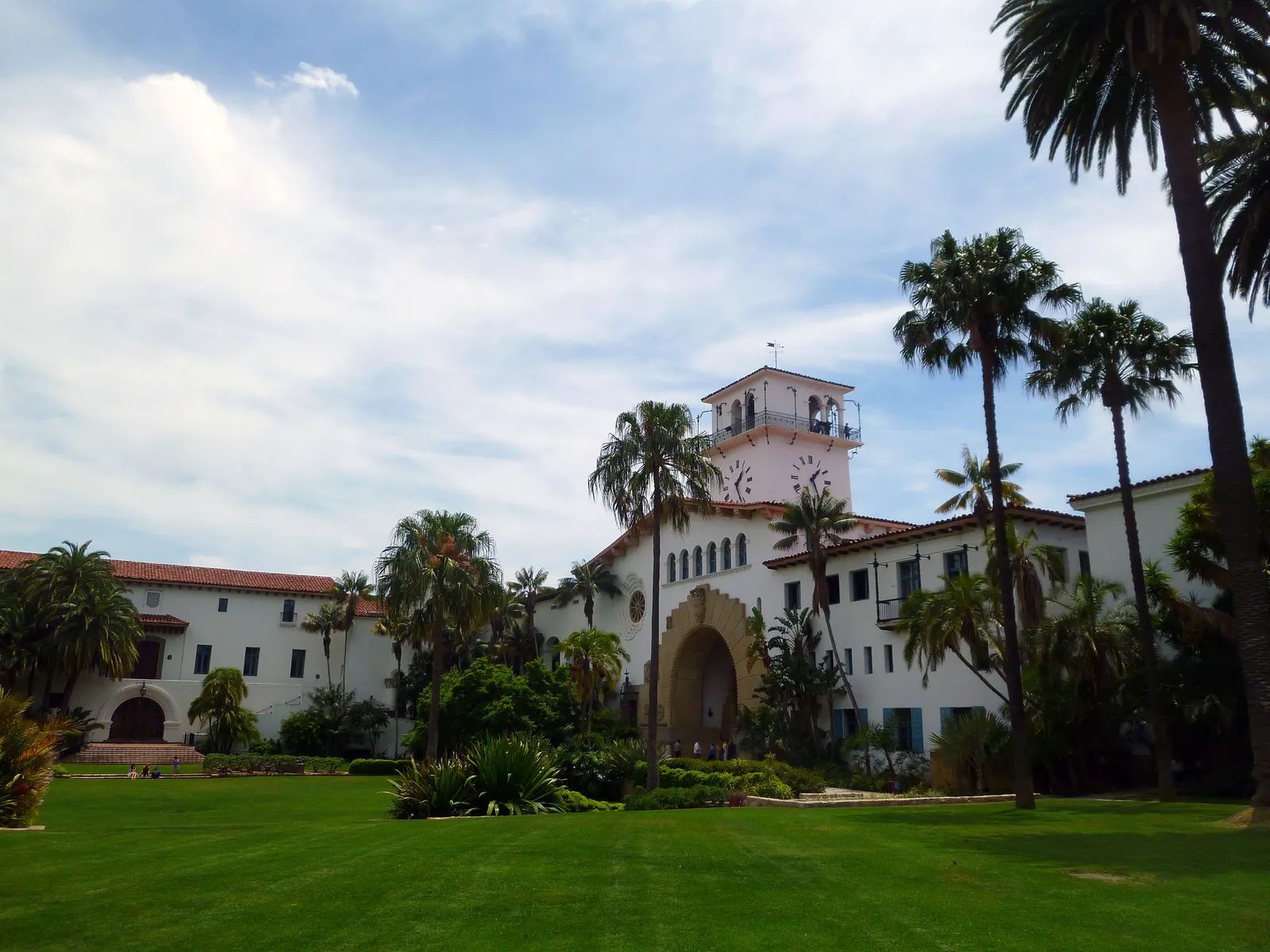 A California courthouse.