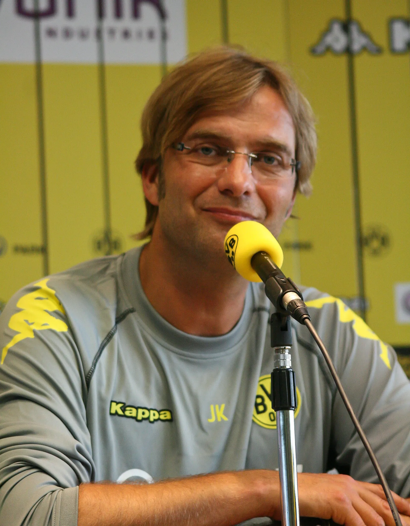 Jürgen Klopp on the touchline.