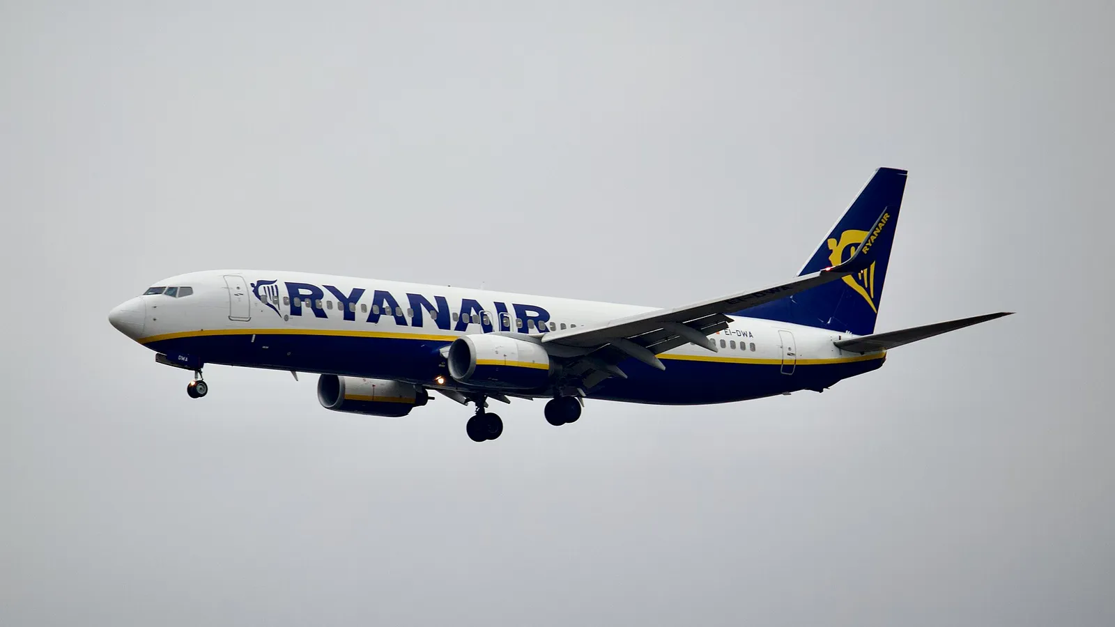 A Ryanair Boeing 737